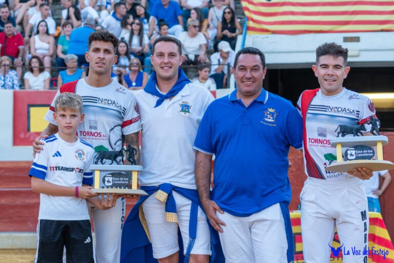 GALERÍA DE FOTOS | Mario González y Aitor Génzor ganan el Concurso Nacional de Recortadores, modalidad de anillas, de Ejea de los Caballeros 2026